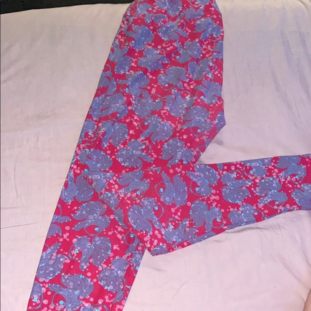 Patterned leggings